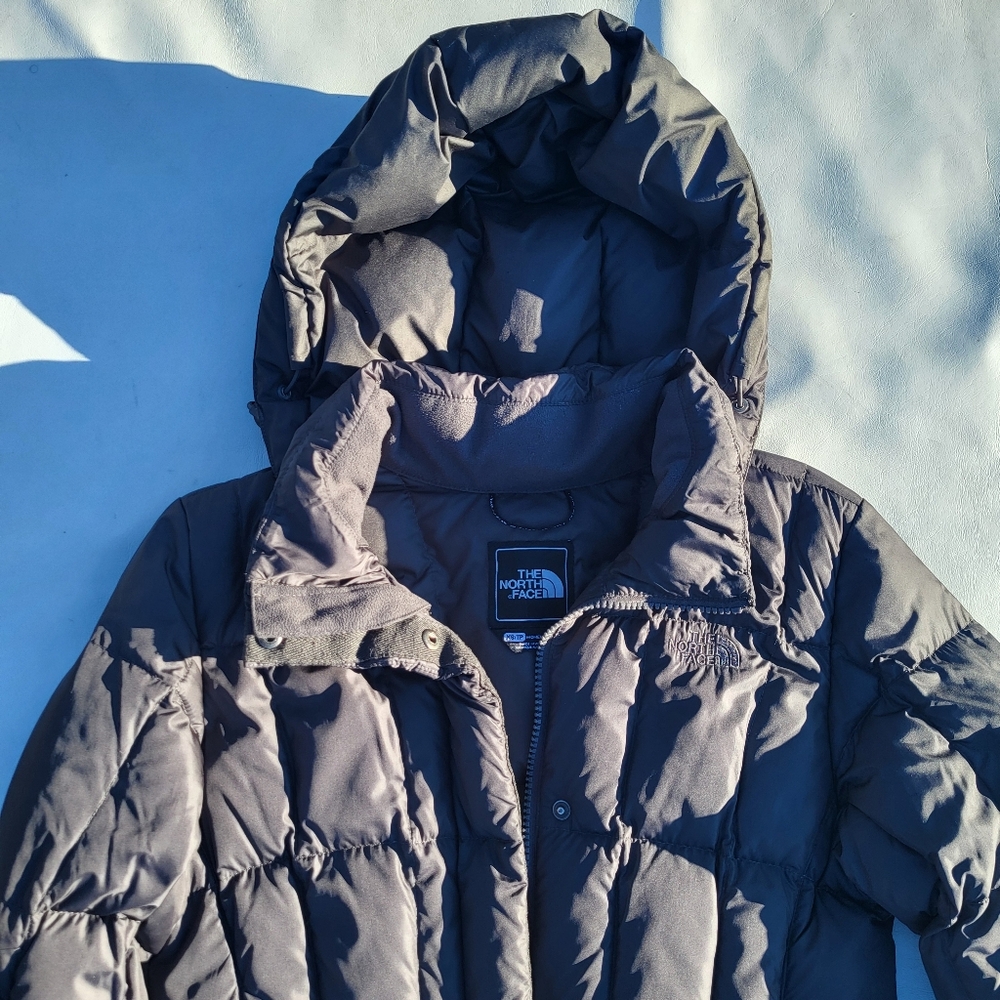 North Face 550 Womens Long Down Puffer Coat - Picture 2 of 11